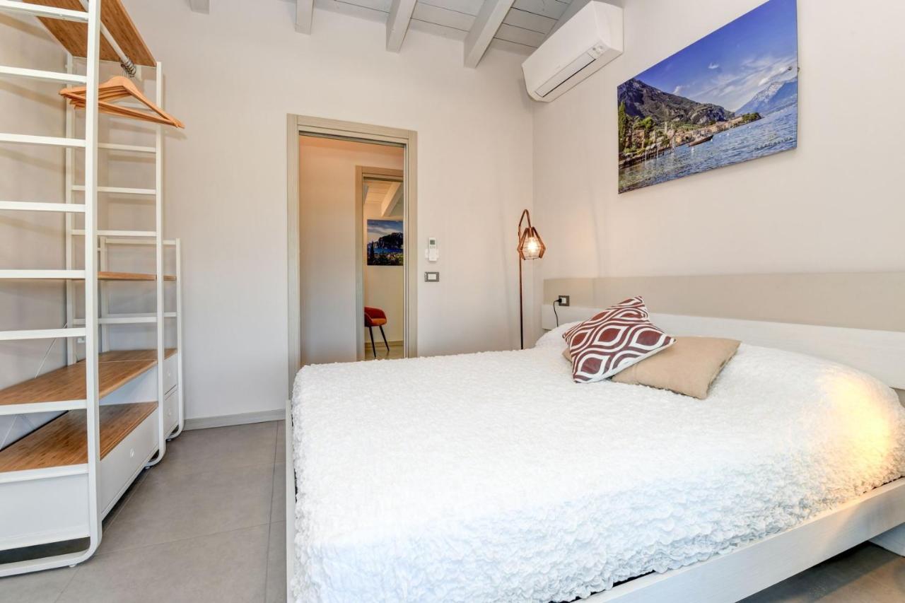 Gardaliva 5 Lägenhet Manerba del Garda Exteriör bild