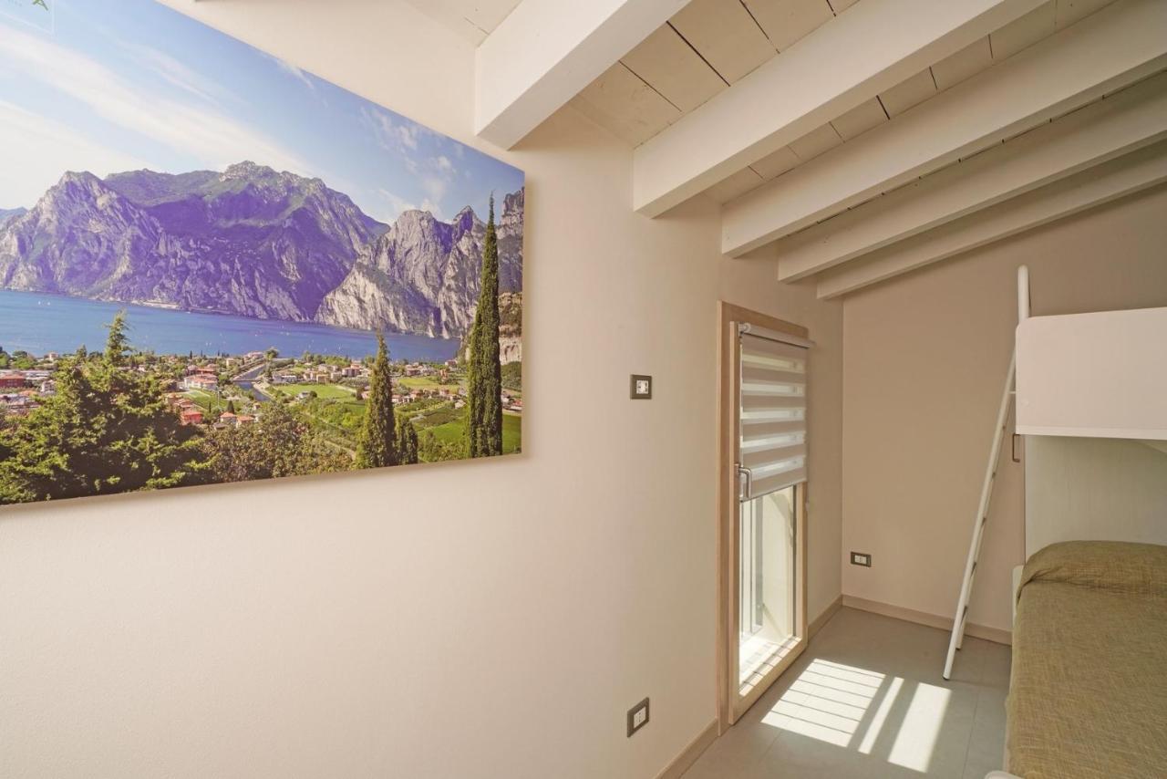 Gardaliva 5 Lägenhet Manerba del Garda Exteriör bild