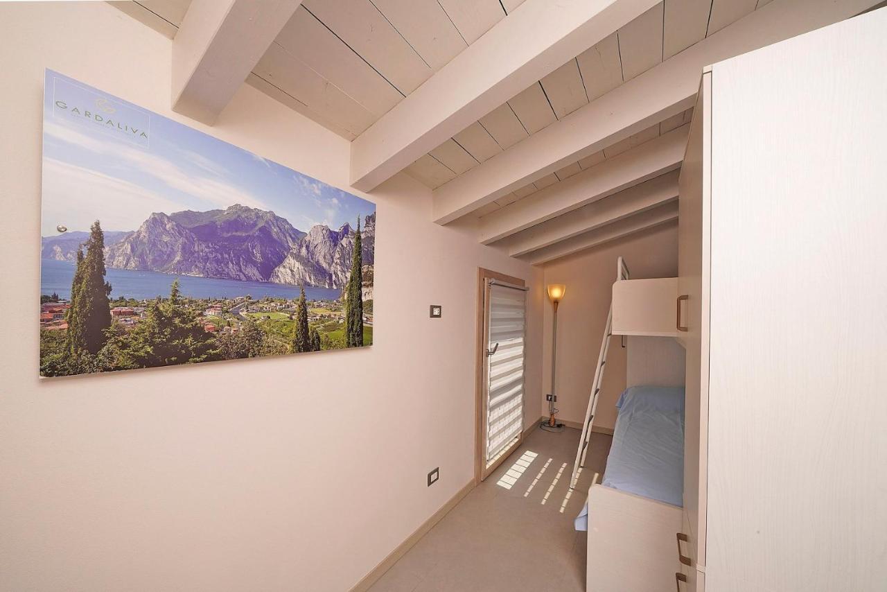 Gardaliva 5 Lägenhet Manerba del Garda Exteriör bild